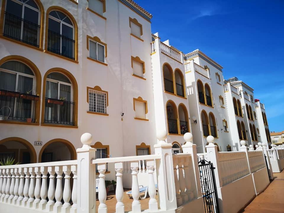 Apartment Walsh - La Zenia Orihuela Eksteriør bilde