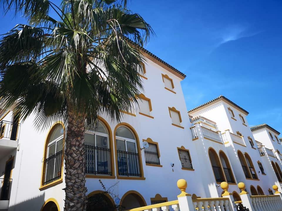 Apartment Walsh - La Zenia Orihuela Eksteriør bilde